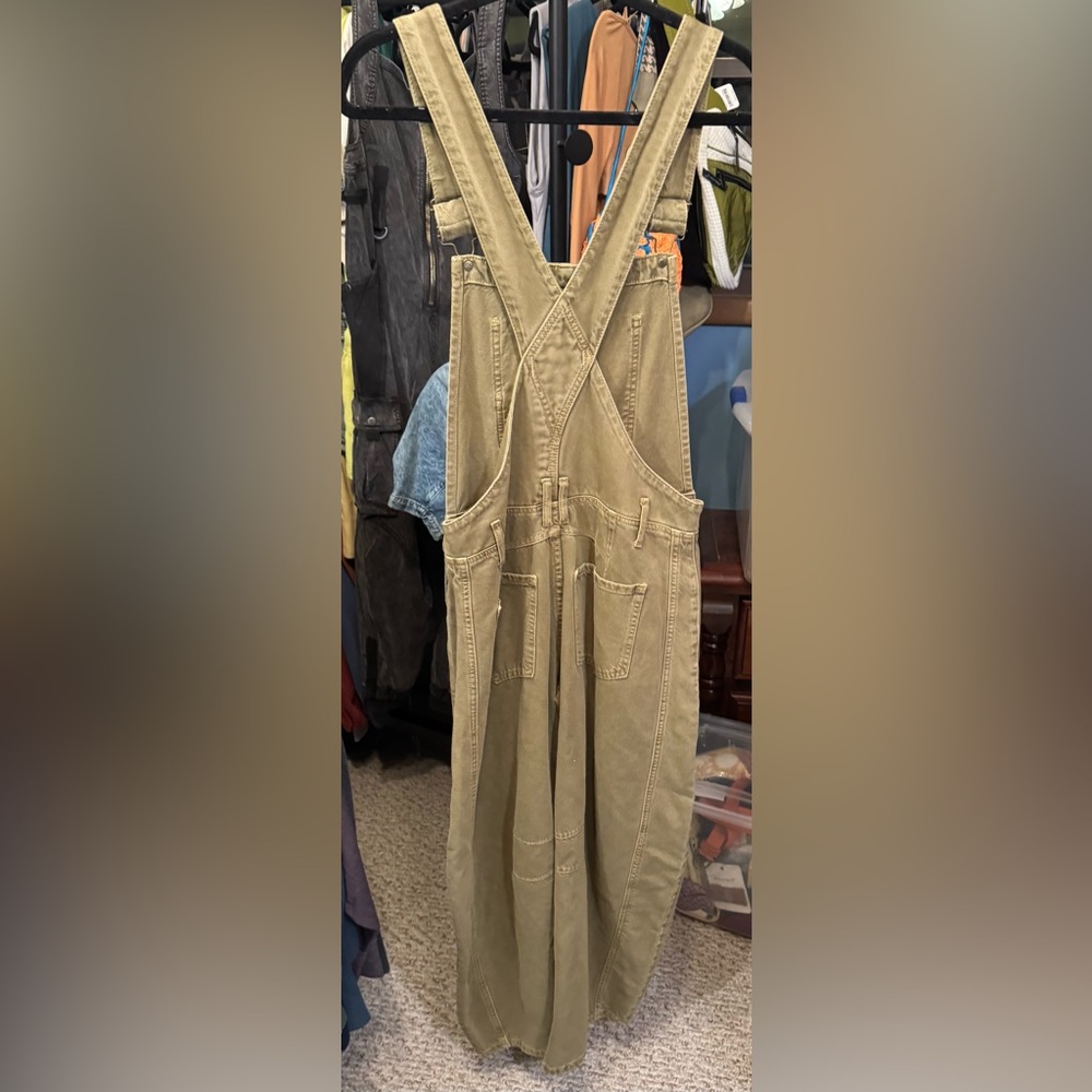 We the Free by Free People Good Luck Barrel Overalls weeping willow color NWOT - Picture 7 of 8